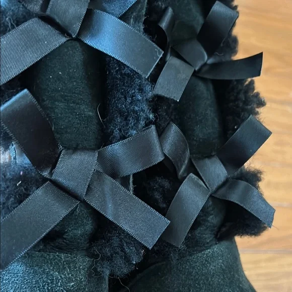 UGG Black Bailey Bow Boots - Picture 10 of 12